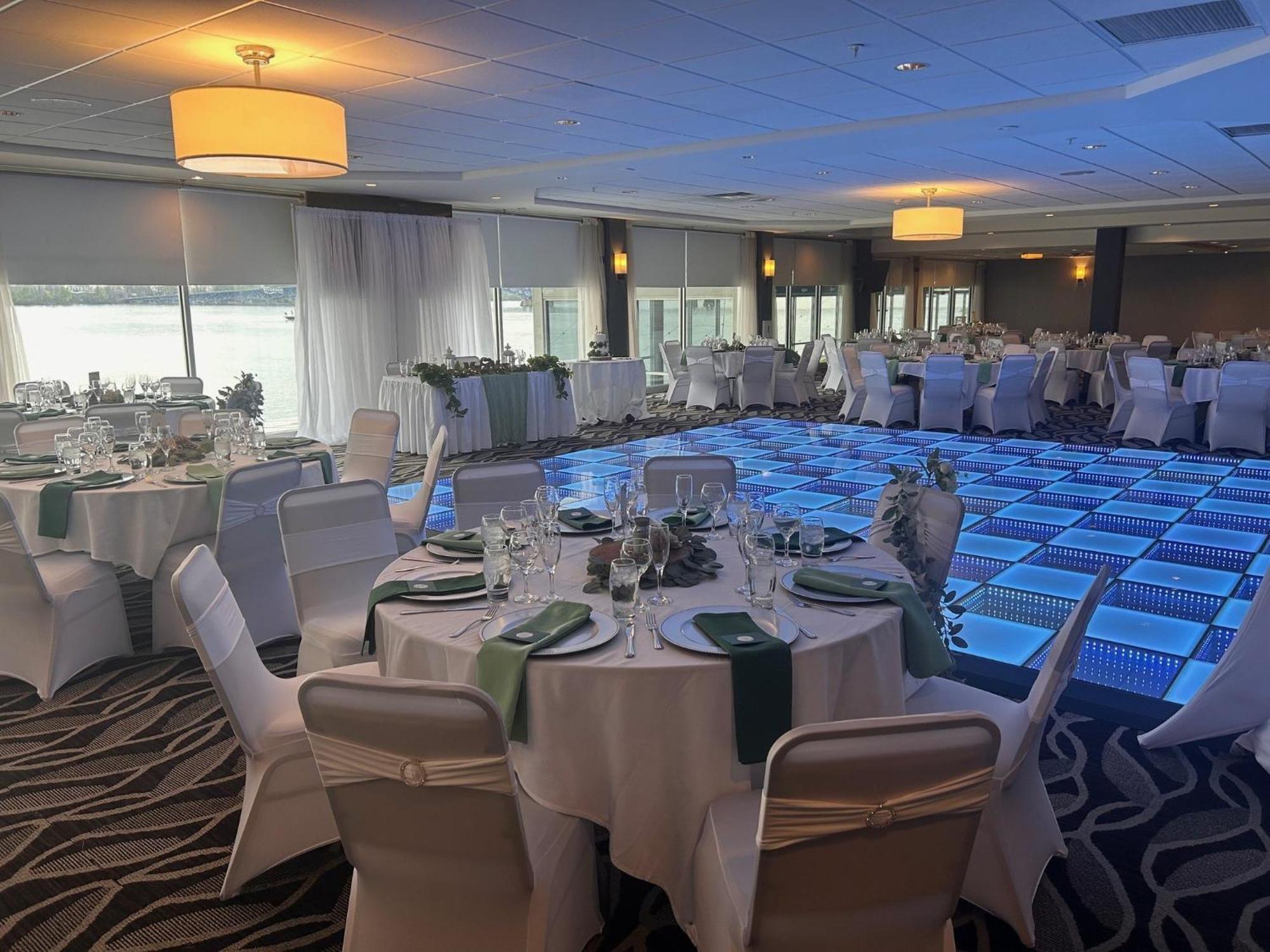 Crowne Plaza Ny - Riverside By Ihg Niagarafälle