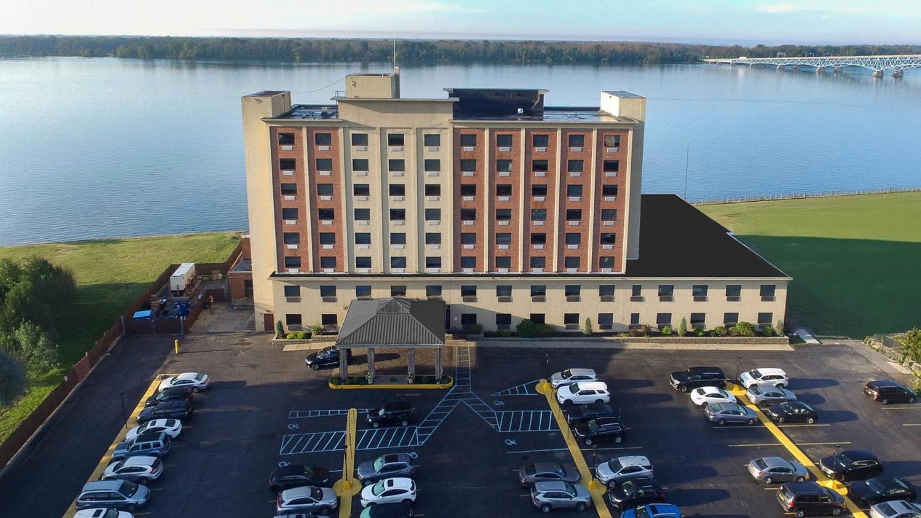 Hotel Crowne Plaza Ny - Riverside By Ihg